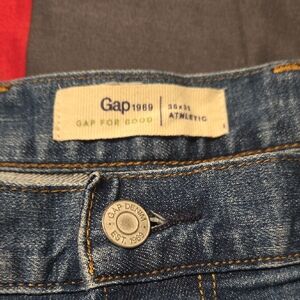 GAP Men's Relaxed Denim Jeans - Classic Blue
